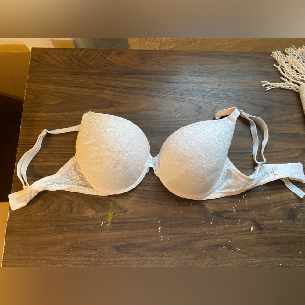 PINK Bra 34DD